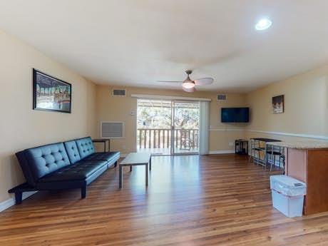 77845 California Drive D7 Property Photo 16