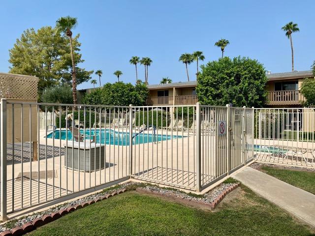 77845 California Drive D7 Property Photo 22