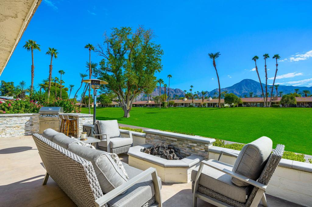 75593 Desert Horizons Drive Property Photo 2