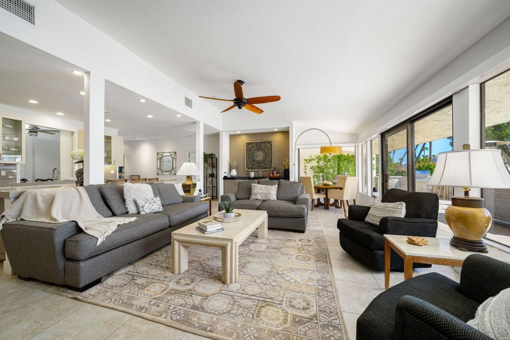 75593 Desert Horizons Drive Property Photo 14