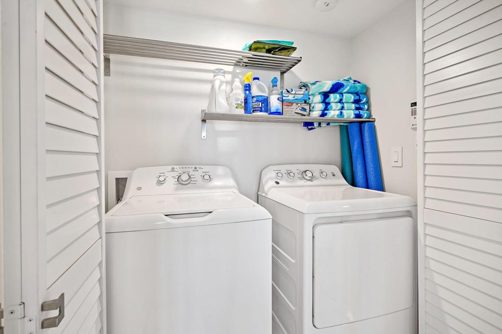 277 E Alejo Road 215 Property Photo 42
