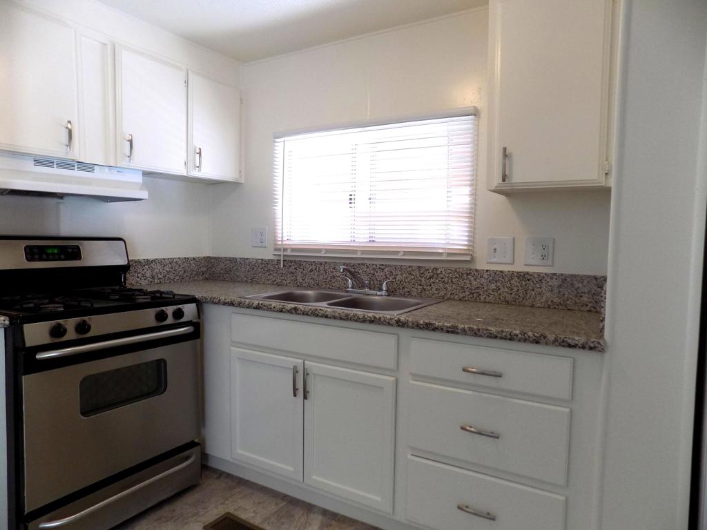 70210 Ca-111 39 Property Photo 5