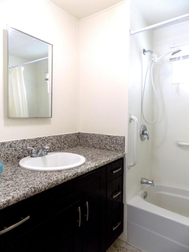 70210 Ca-111 39 Property Photo 7