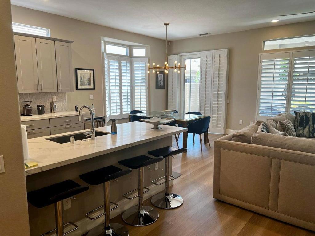 44725 Alexandria Vale Property Photo 2