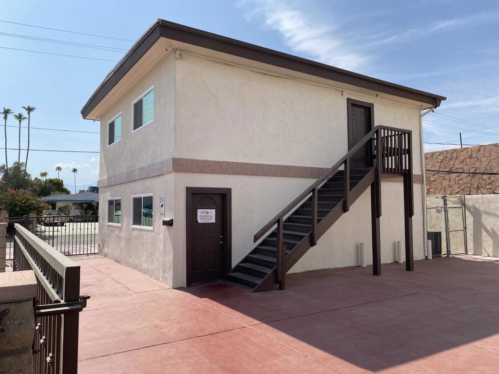 45895 Oasis Street D Property Photo 1