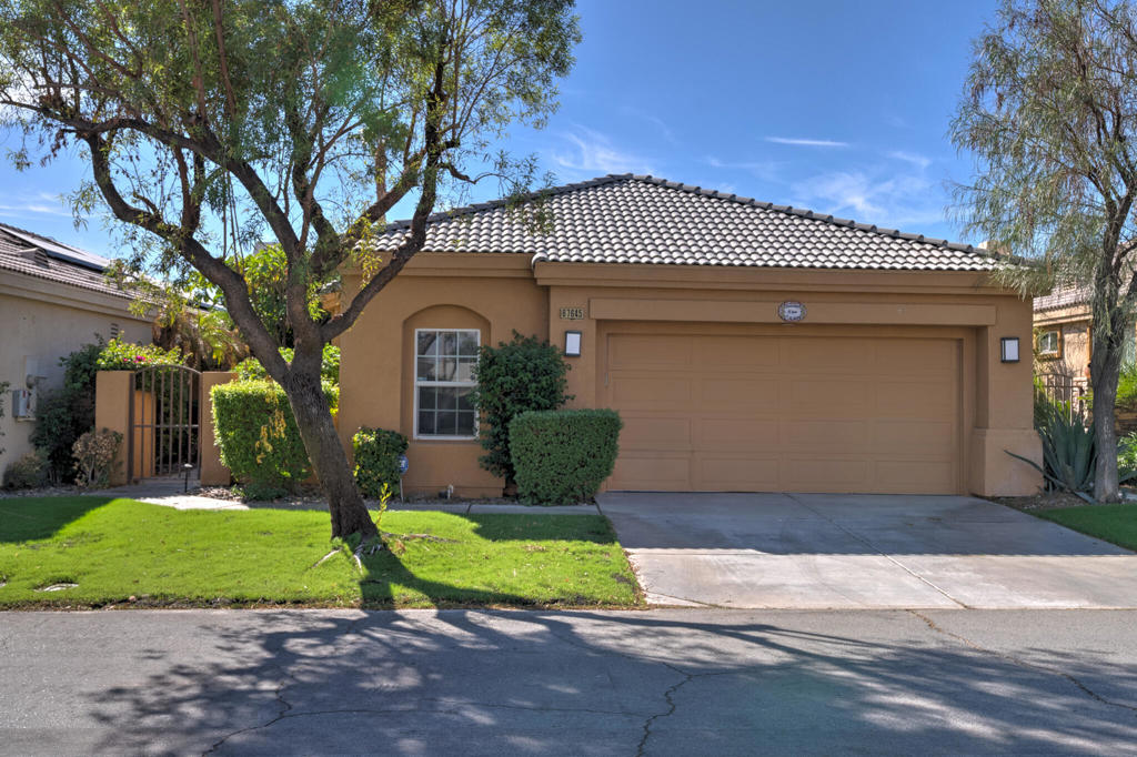67645 S Natoma Drive Property Photo 3