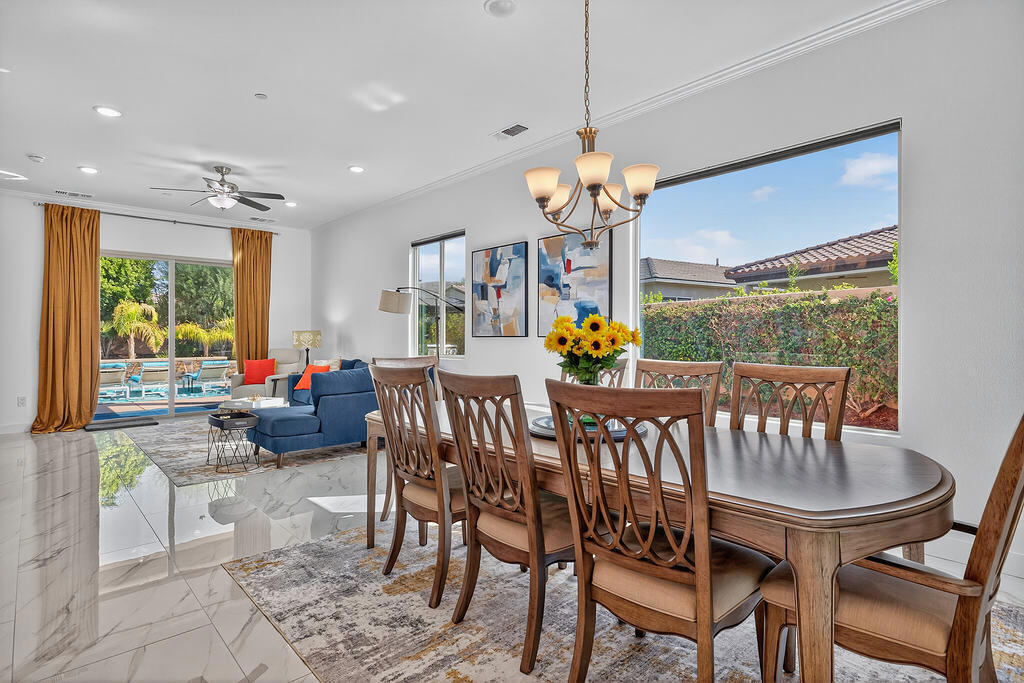 39205 Calle Popoca Property Photo 15