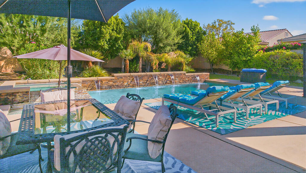 39205 Calle Popoca Property Photo 25