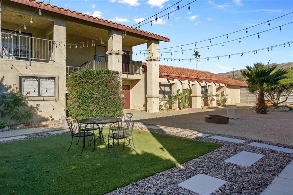 68065 Cll Bolsa Property Photo 4