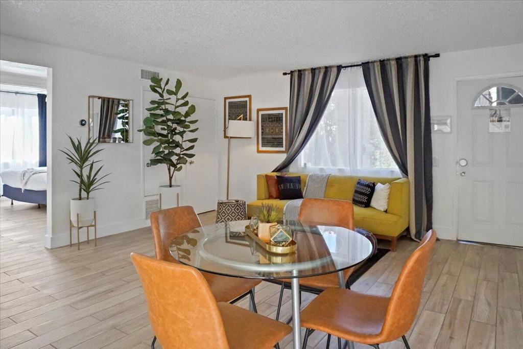 68065 Cll Bolsa Property Photo 17