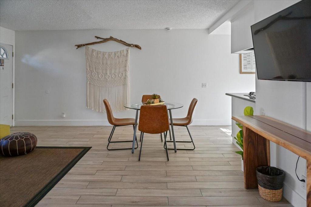 68065 Cll Bolsa Property Photo 20