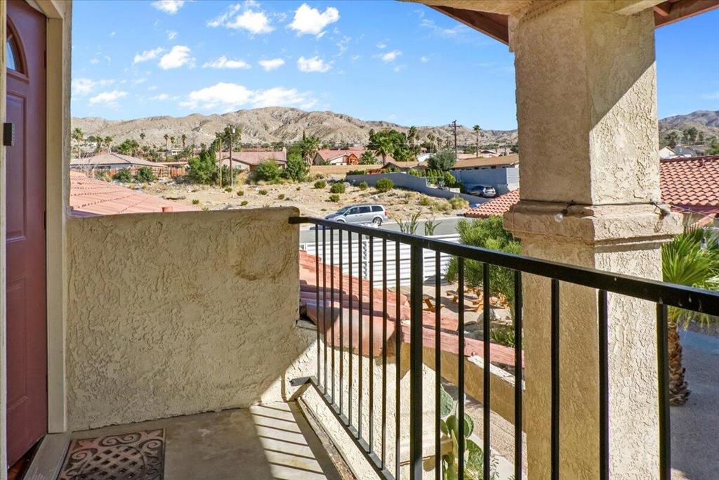 68065 Cll Bolsa Property Photo 21