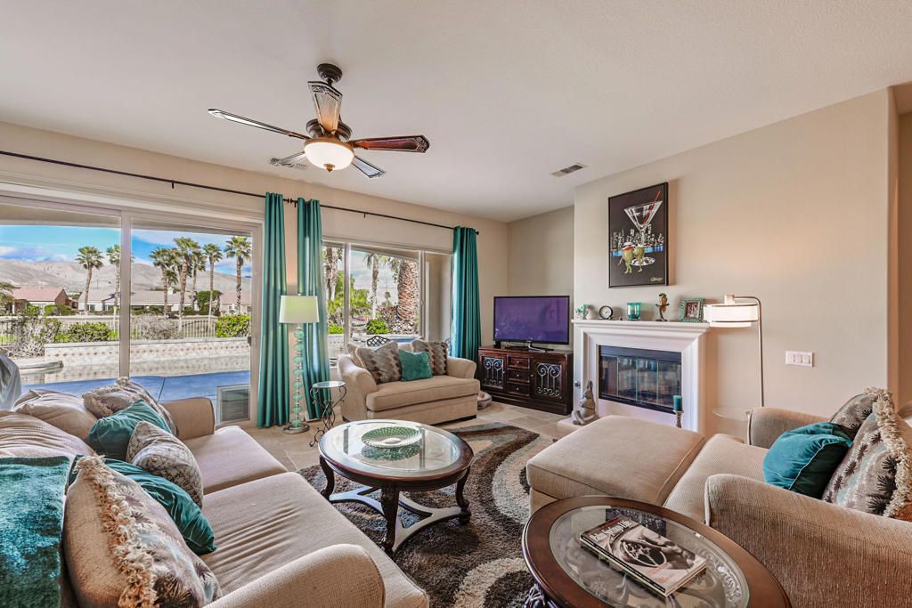 81406 Avenida Sombra Property Photo 7