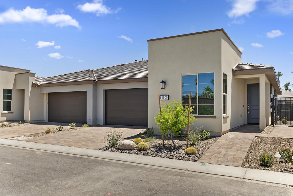 51600 Sidewinder Drive Property Photo 1