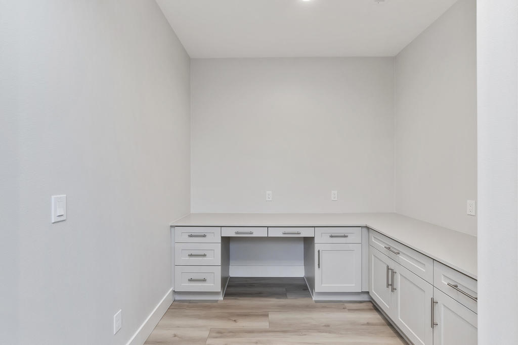 51600 Sidewinder Drive Property Photo 12
