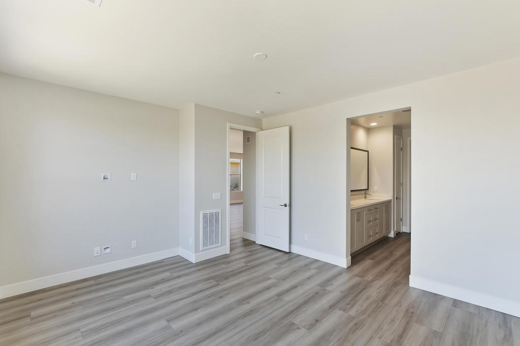 51600 Sidewinder Drive Property Photo 16