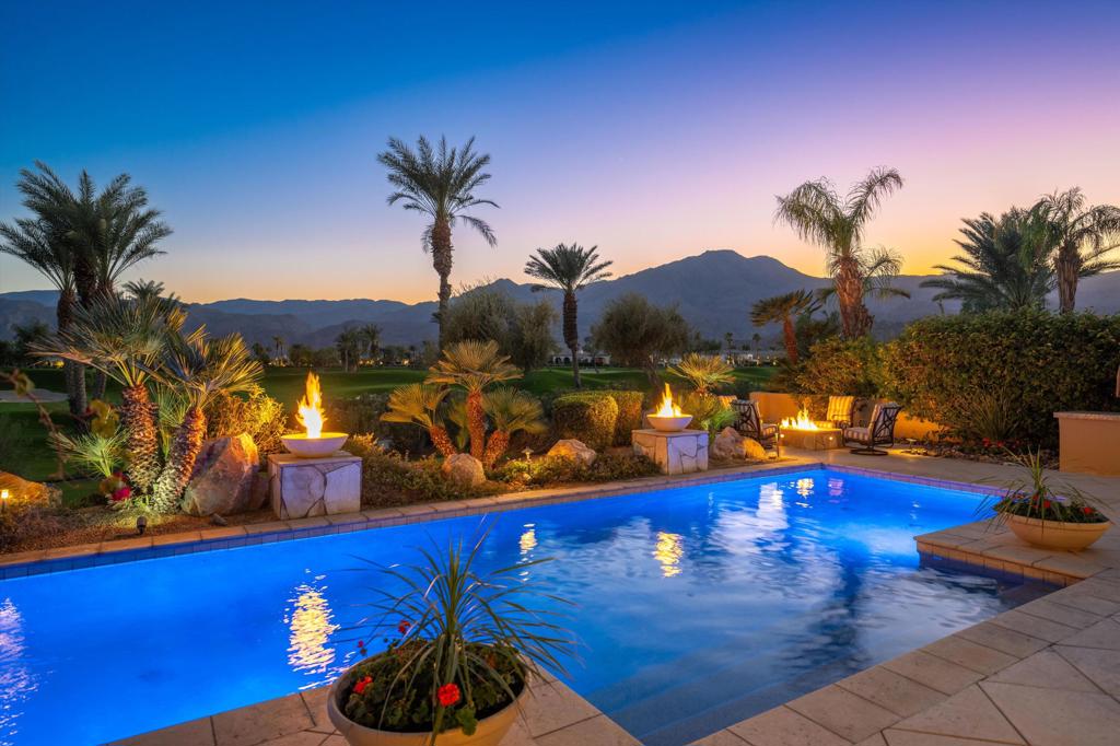 58106 Aracena Property Photo