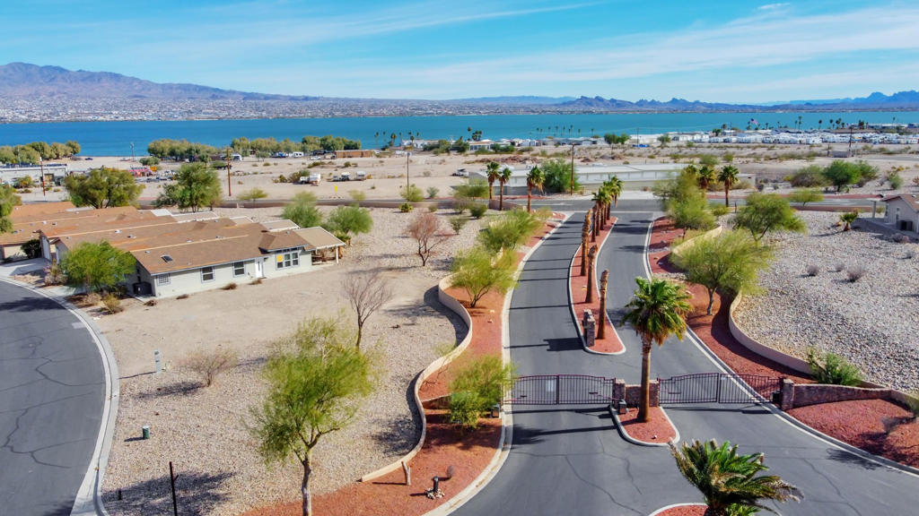 12600 Havasu Lake Road Property Photo 6
