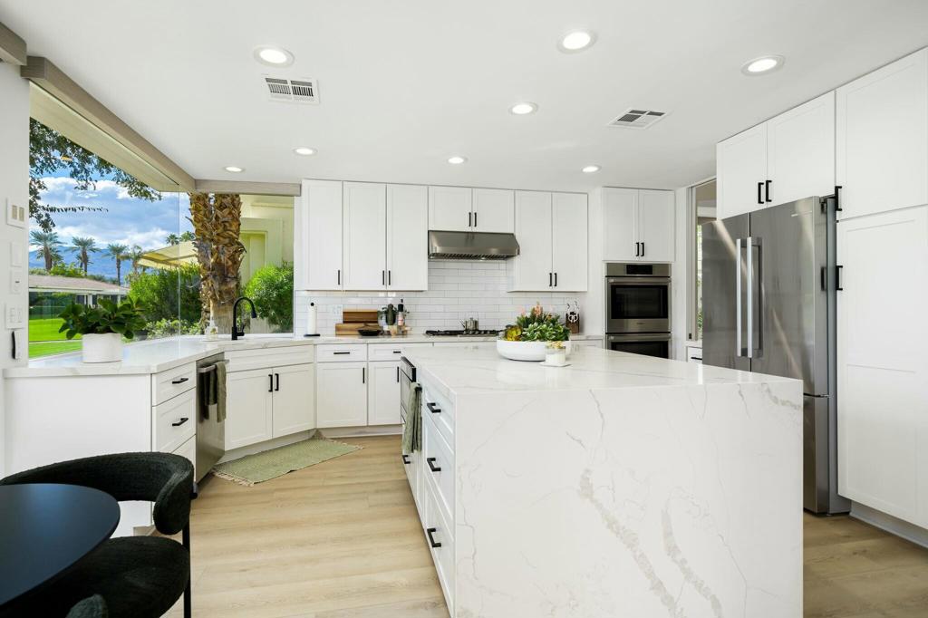 75405 Riviera Drive Property Photo 17