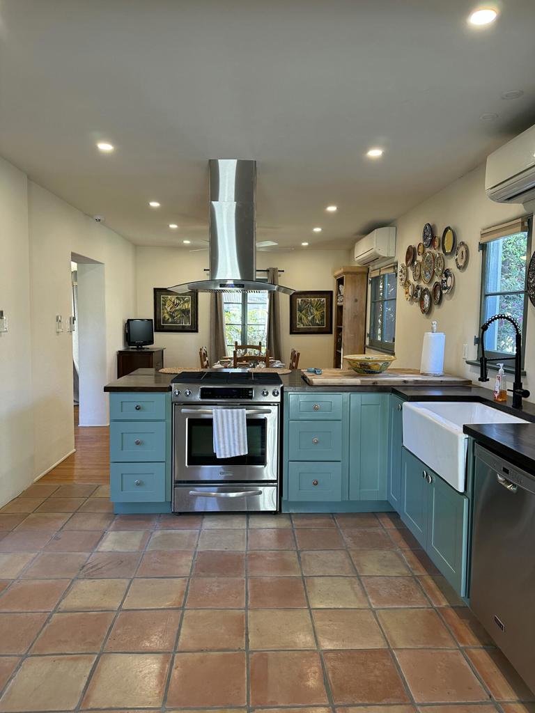 840 Indian Canyon A Property Photo 9