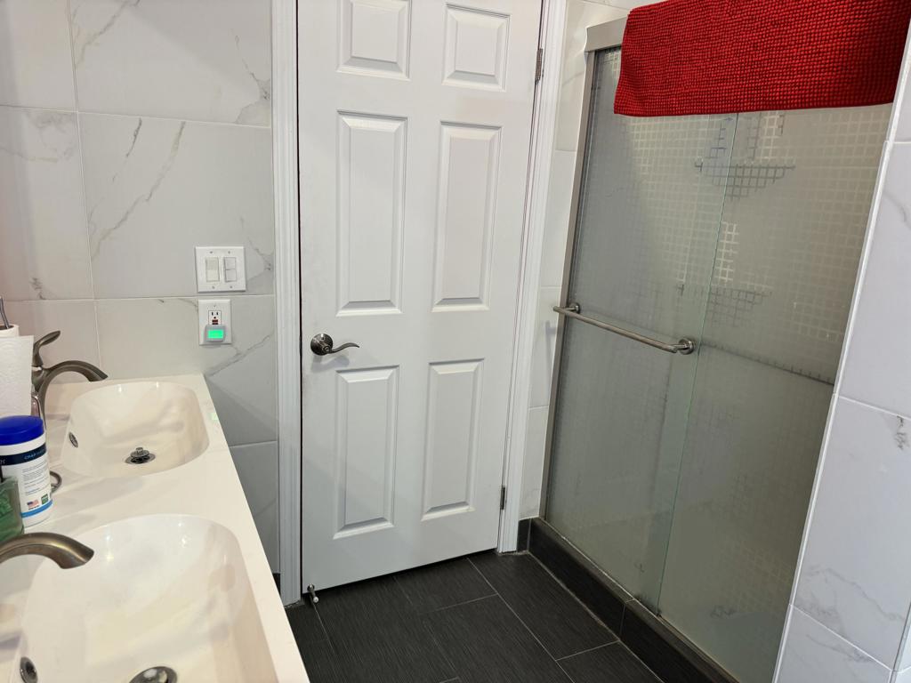 35422 Canteen Property Photo 37