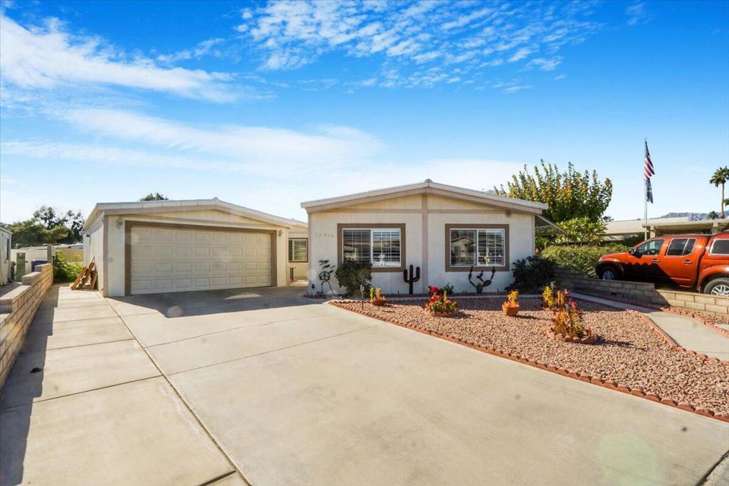 39786 Moronga Canyon Drive Property Photo 2