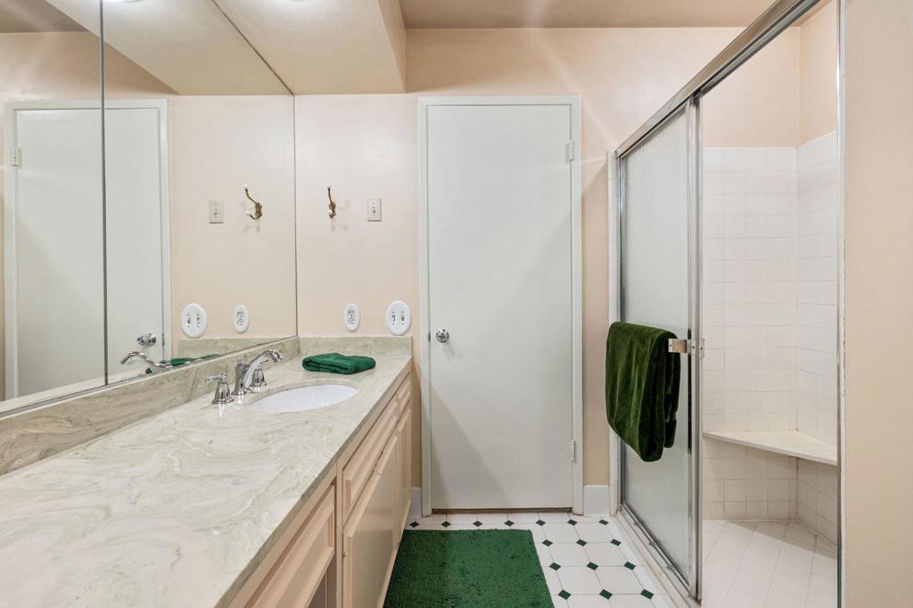 73300 Willow Street Property Photo 44