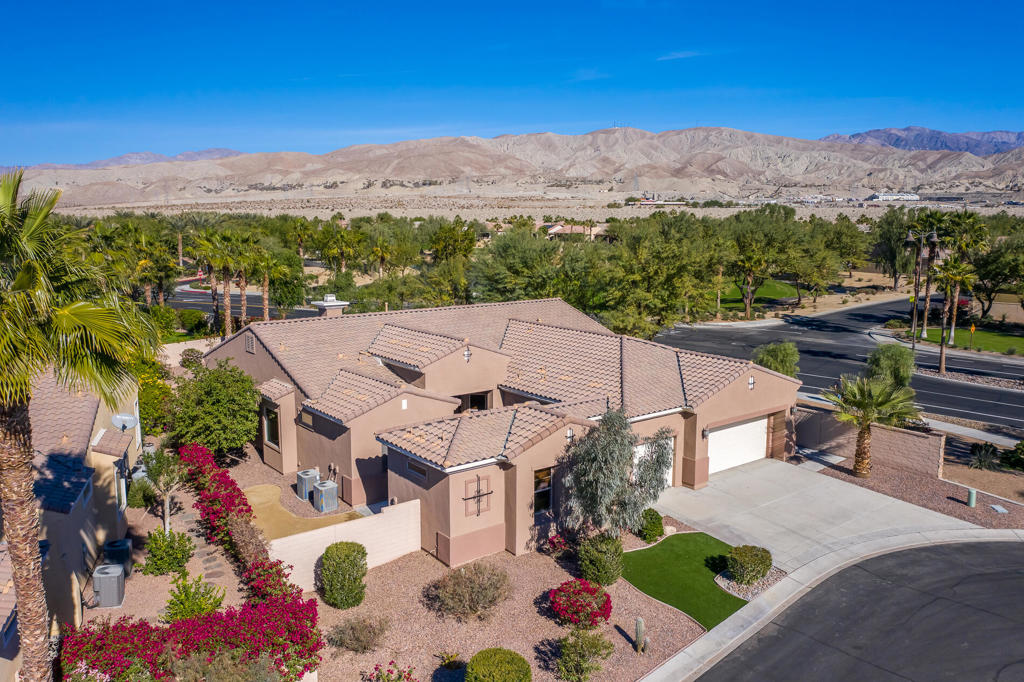81474 Corte Pipilla Property Photo 4