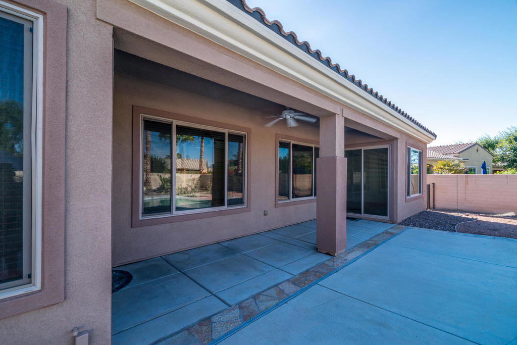 81474 Corte Pipilla Property Photo 9