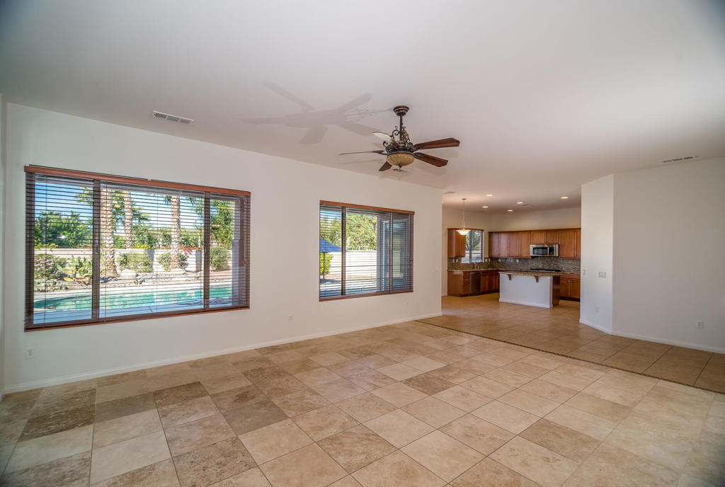 81474 Corte Pipilla Property Photo 11