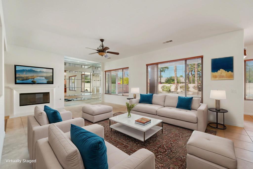 81474 Corte Pipilla Property Photo 12