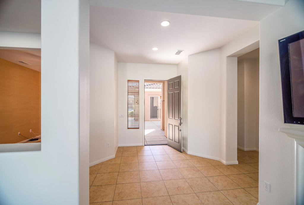 81474 Corte Pipilla Property Photo 14