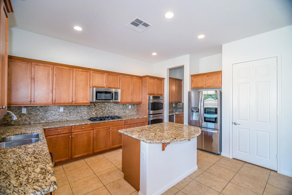 81474 Corte Pipilla Property Photo 20
