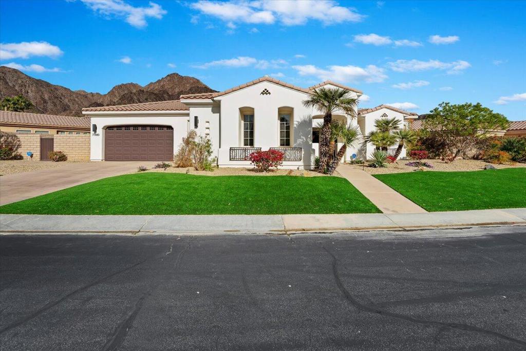 77880 Desert Drive Property Photo 5