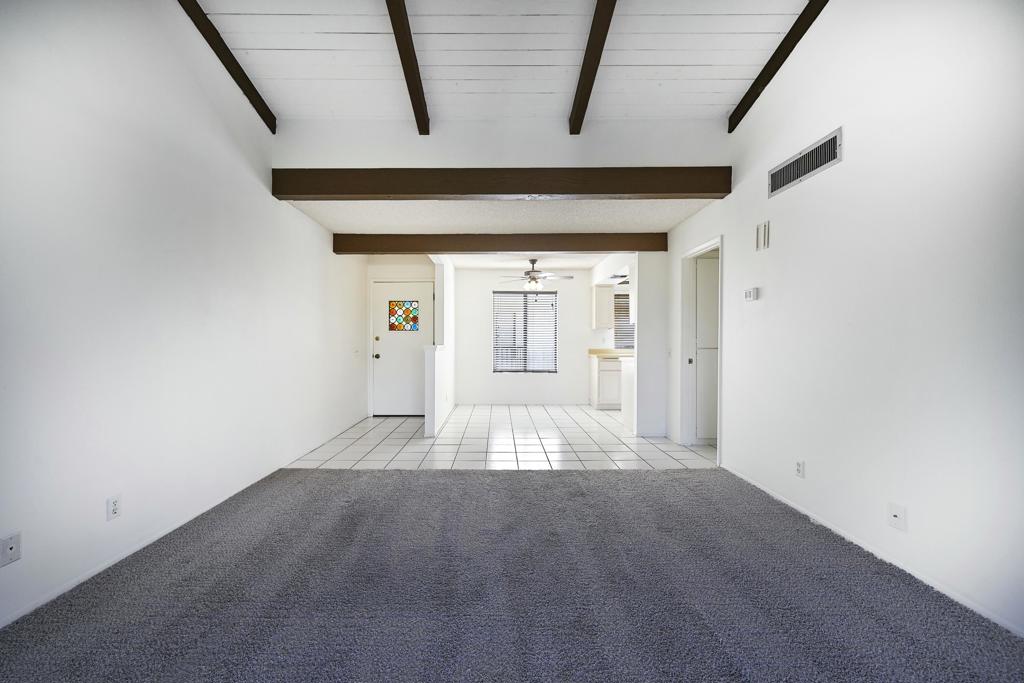 1407 N Sunrise Way 32 Property Photo 2