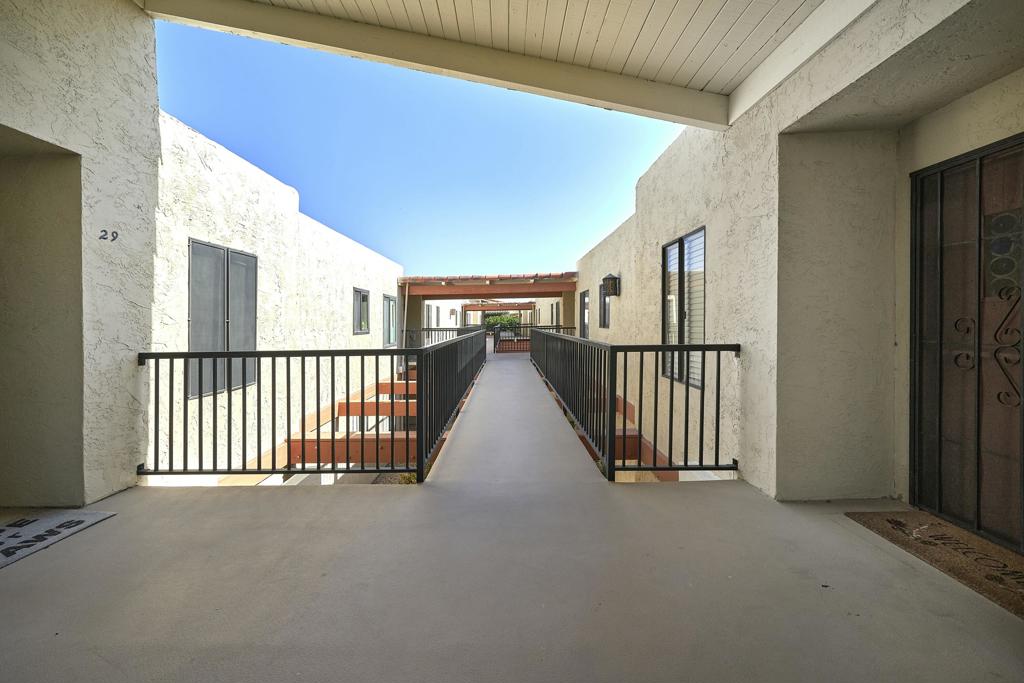 1407 N Sunrise Way 32 Property Photo 16