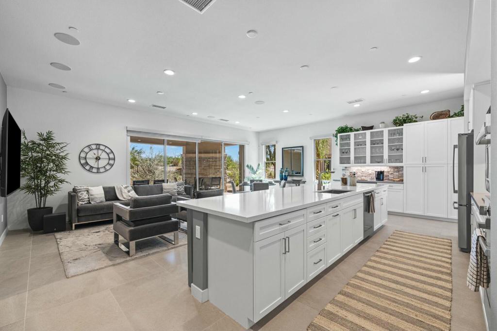 302 Retreat Circle Property Photo 15