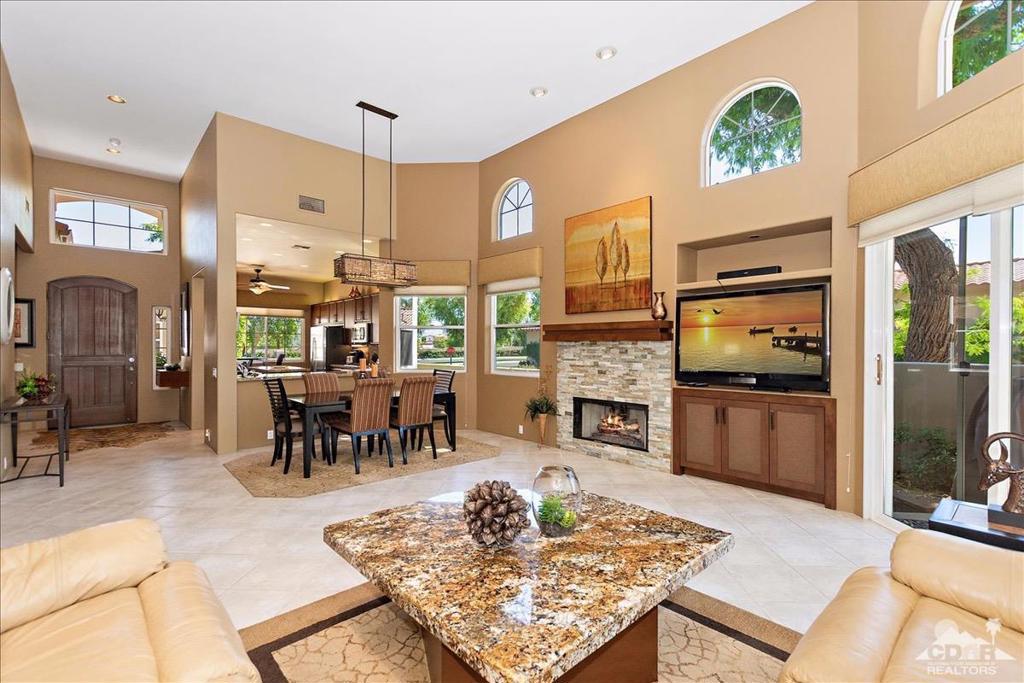 48010 Via Vallarta Property Photo 10