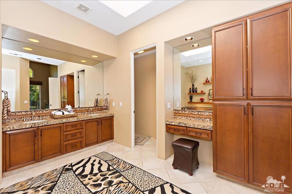 48010 Via Vallarta Property Photo 15