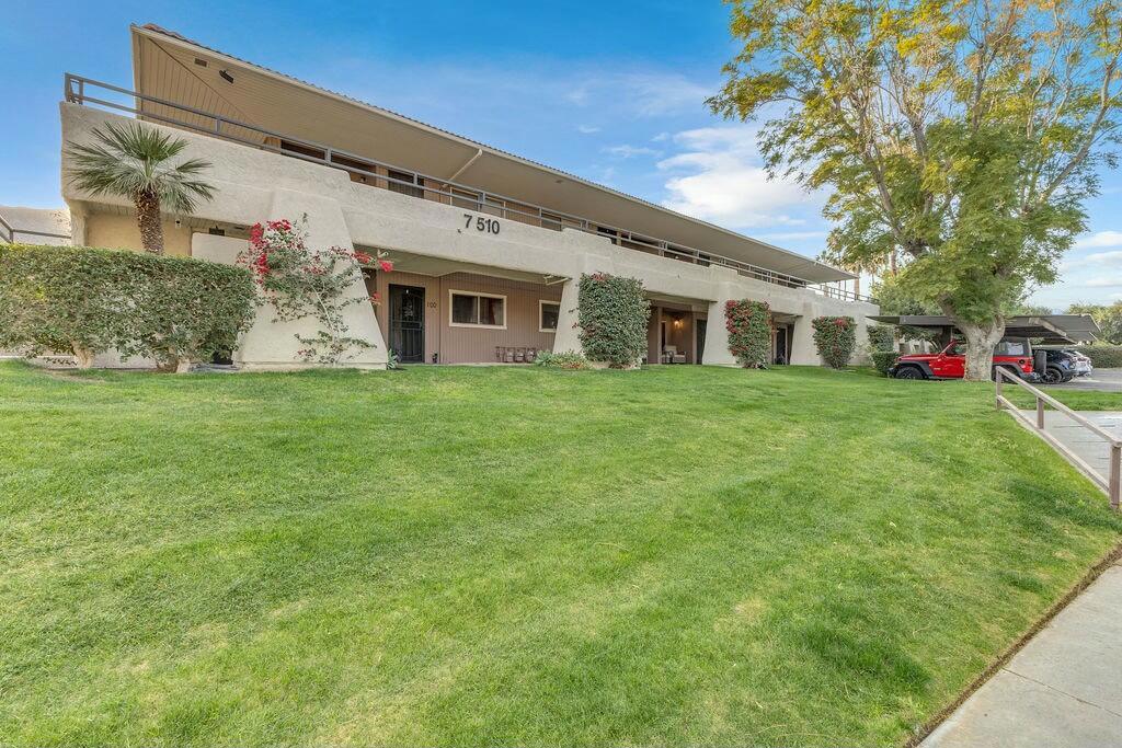 510 N Villa Court 104 Property Photo 1