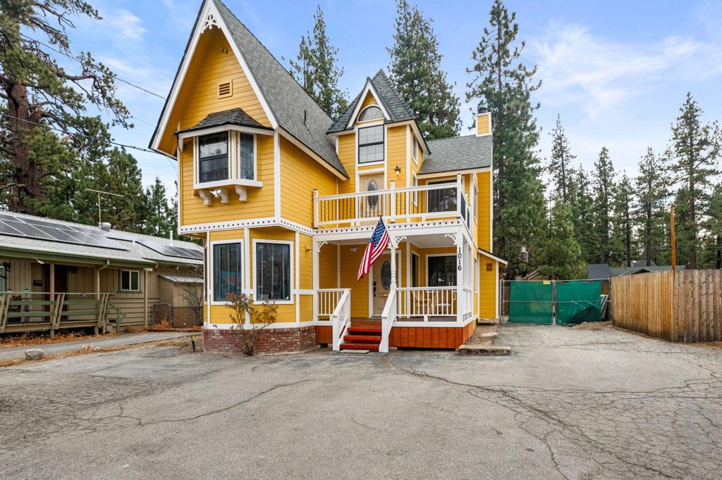 1016 Big Bear Boulevard Property Photo 2