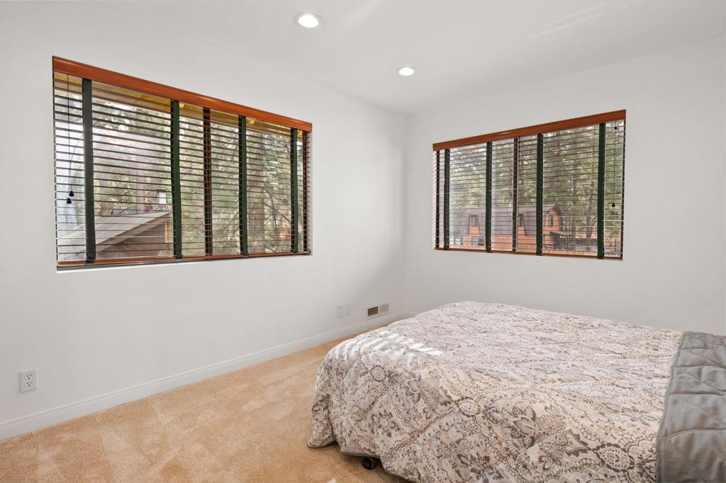 1016 Big Bear Boulevard Property Photo 16