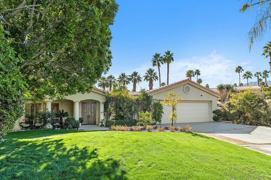 73131 Galleria Court Property Photo 10