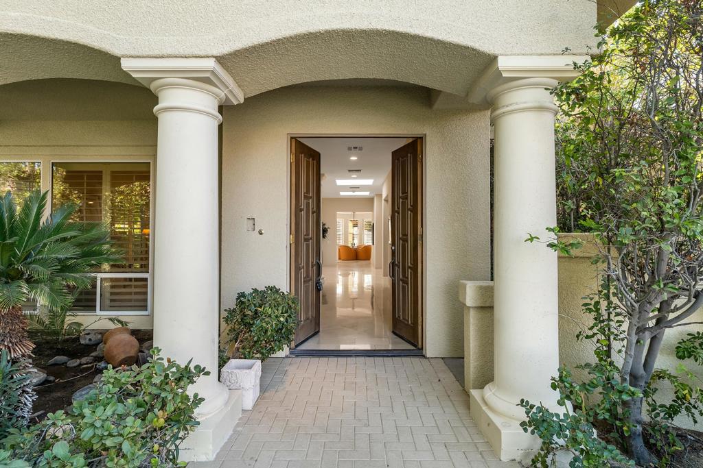 73131 Galleria Court Property Photo 12