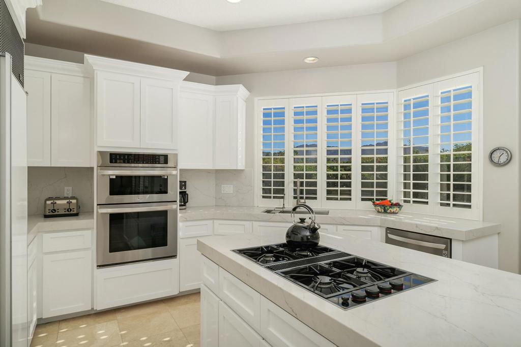 73131 Galleria Court Property Photo 19