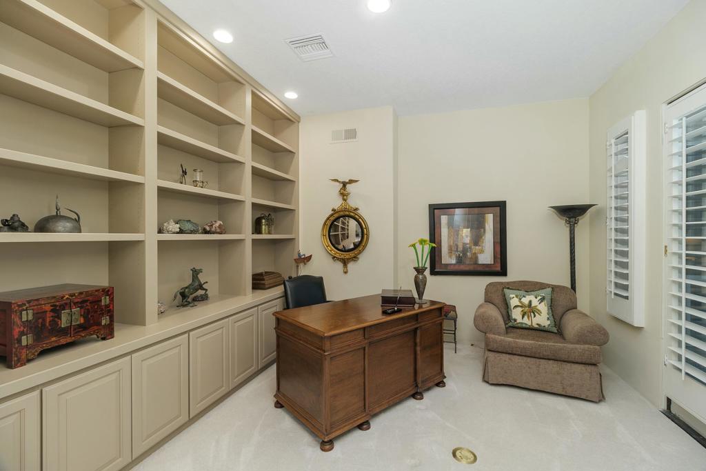 73131 Galleria Court Property Photo 22