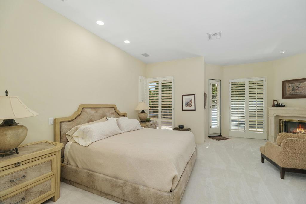 73131 Galleria Court Property Photo 30