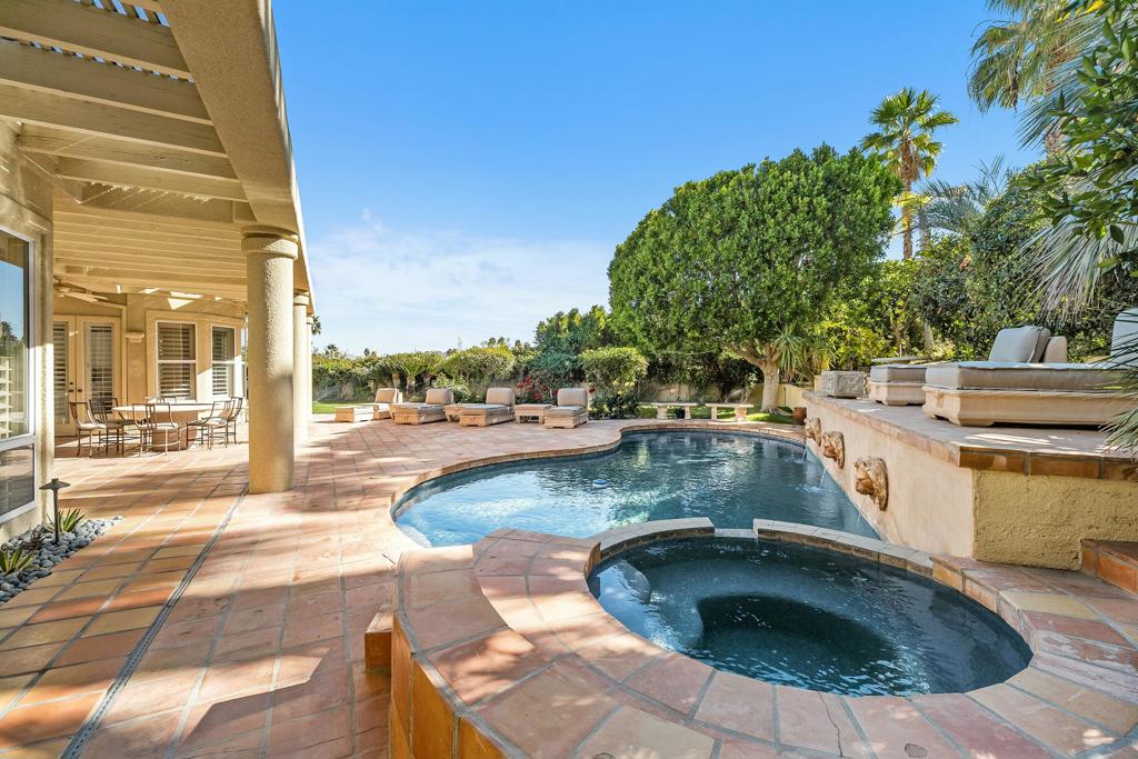 73131 Galleria Court Property Photo 40