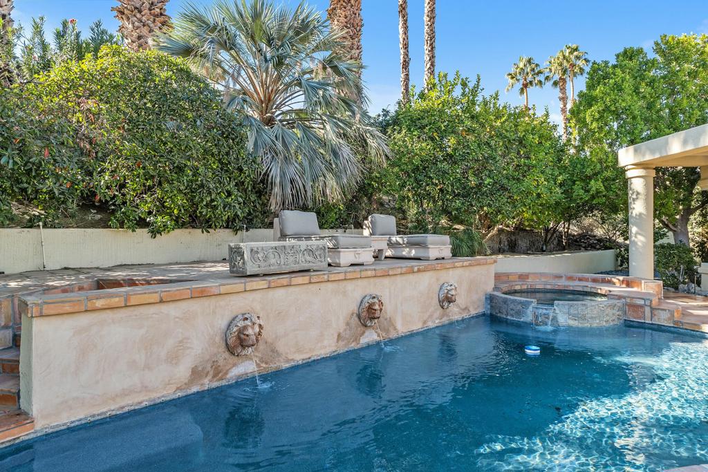 73131 Galleria Court Property Photo 41