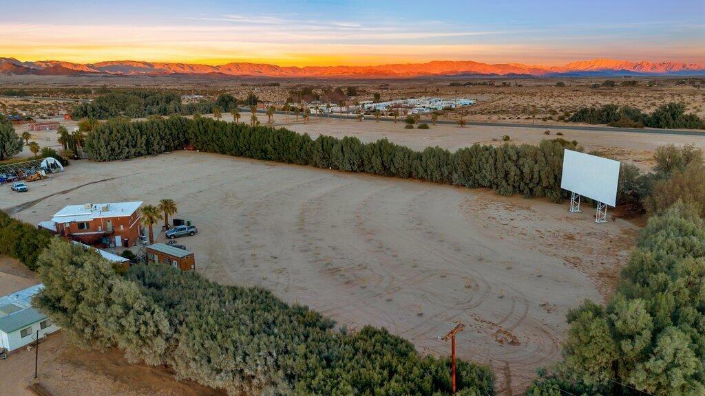 4584 Adobe Road Property Photo 6